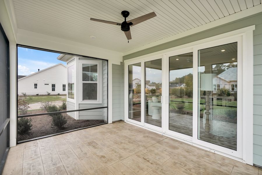 Representative exterior details of a home built from the Pierre's Bay by Kent Homes in Oyster Harbour, Supply (Image 46).