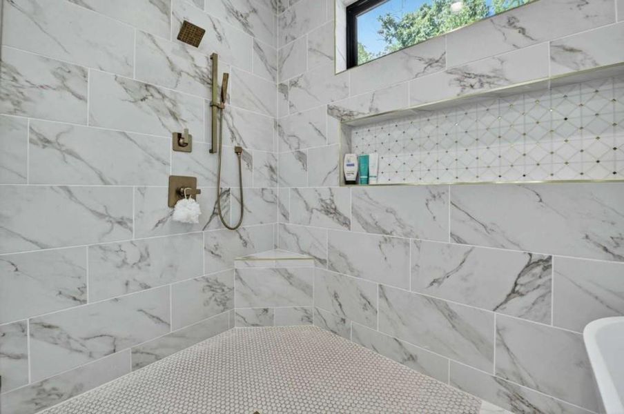 Image 76 of a home in .