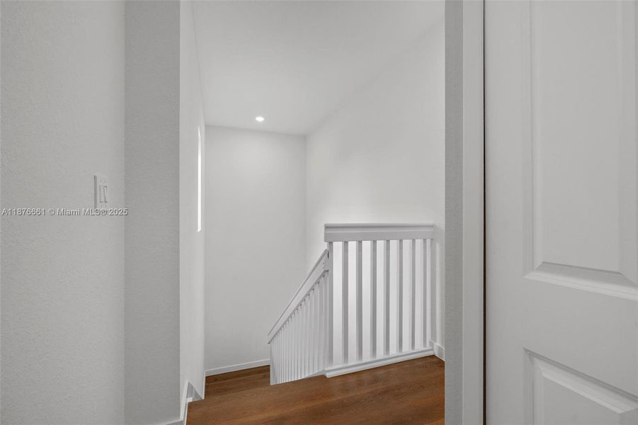 Image 36 of a home in .