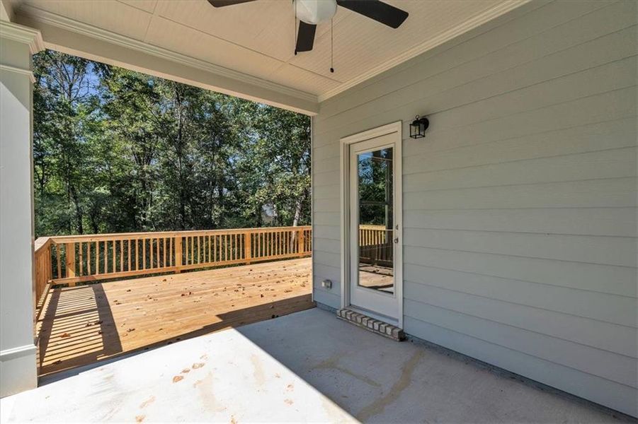 Exterior details and patio area of a home in Sweetlake Grove, Mableton (Image 22).