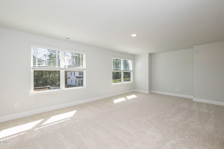 Spacious, unfurnished interior of a new home in Southern Estates, Sanford (Image 24).