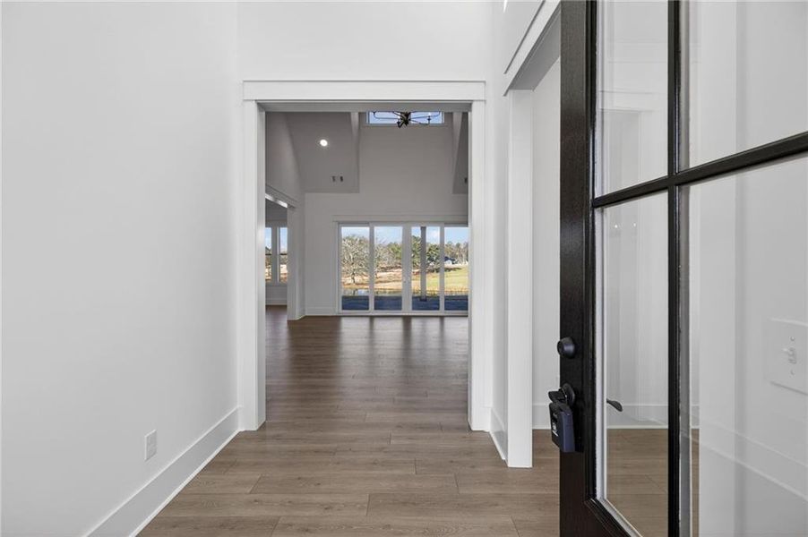 Spacious, unfurnished interior of a new home in , Dallas (Image 17).