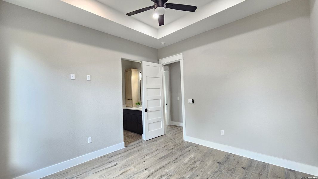 Spacious, unfurnished interior of a new home in , New Braunfels (Image 51).