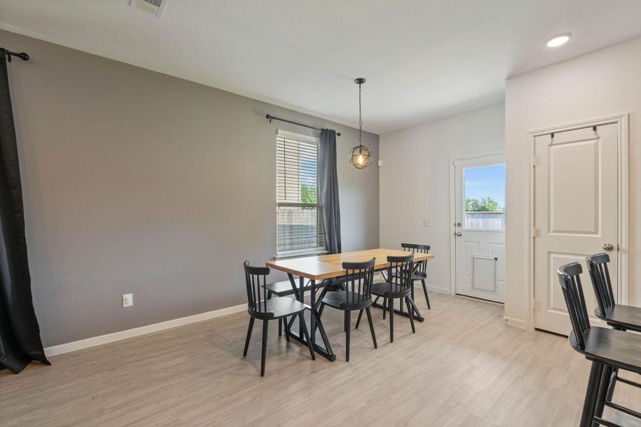 Furnished interior view inside a new home in Myrtle Gardens, Magnolia (Image 12). Furnished interior view inside a new home in Myrtle Gardens, Magnolia (Image 12).