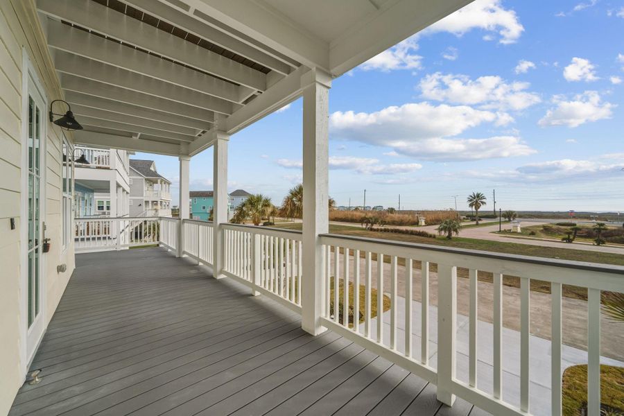 Exterior details and patio area of a home in , Galveston (Image 25).