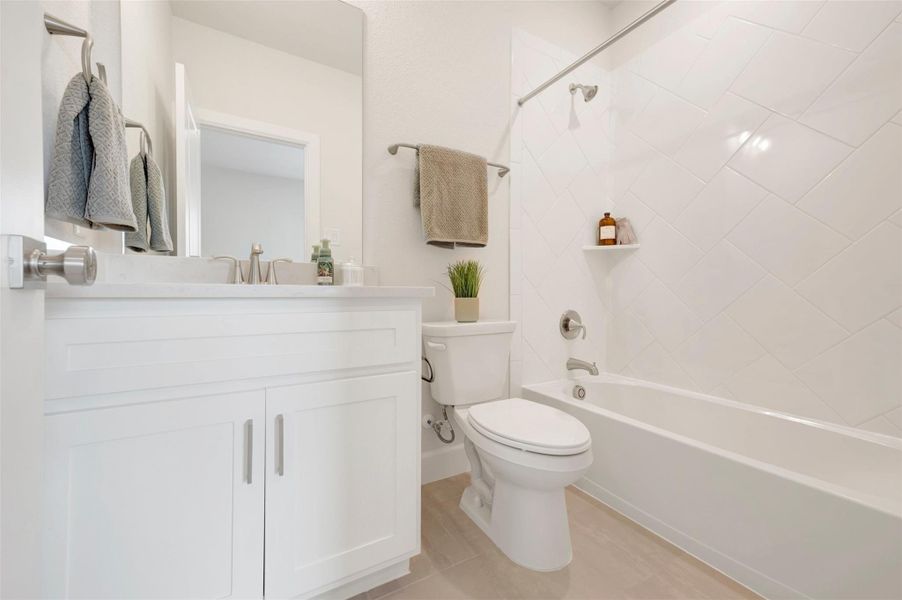 Furnished interior view inside a new home in Grange - Reserve Collection, Katy (Image 11).