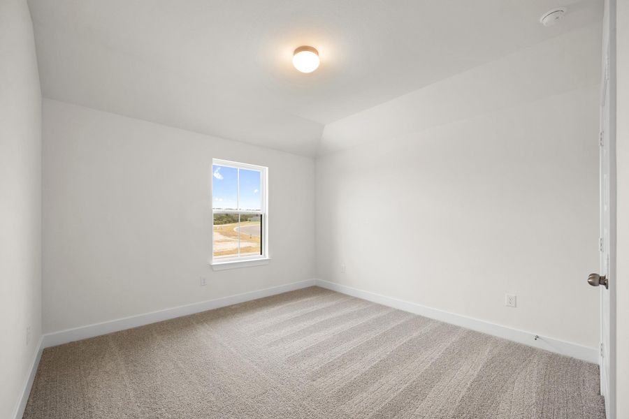 Spacious, unfurnished interior of a new home in Nolina, Georgetown (Image 25).