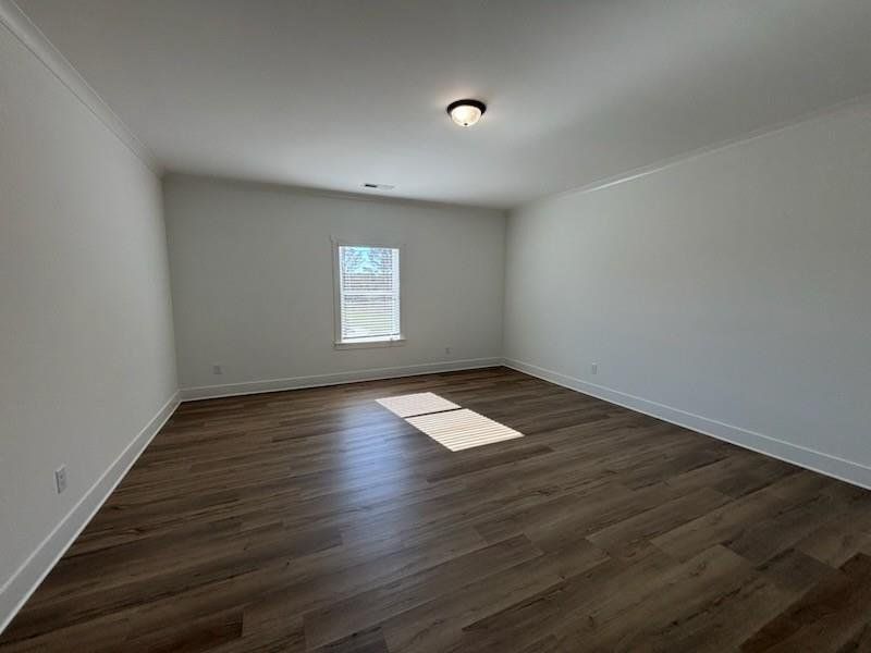 Spacious, unfurnished interior of a new home in Magnolia Ridge, Monroe (Image 41).
