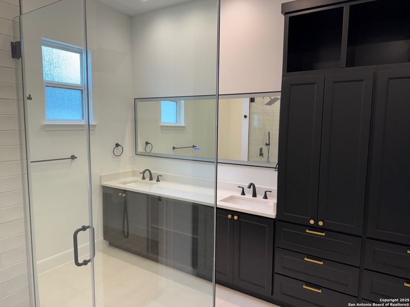 Furnished interior view inside a new home in , Selma (Image 4).