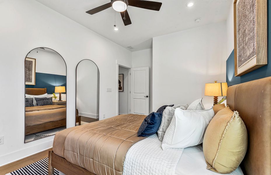 Representative furnished interior of a home built from the Riverton by Pulte Homes in Arden, Cumming (Image 20).