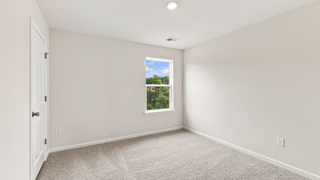 Spacious, unfurnished interior of a new home in Lakestone, Woodruff (Image 31). Spacious, unfurnished interior of a new home in Lakestone, Woodruff (Image 31).