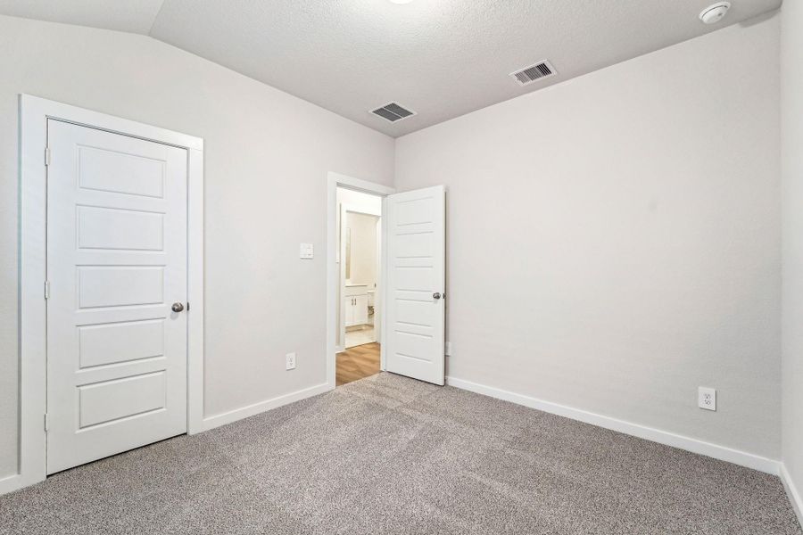 Photo is not of the actual home but is an inspirational photo of builder’s model home and may depict options, furnishings, and/or decorator features that are not included. Photo is not of the actual home but is an inspirational photo of builder’s model home and may depict options, furnishings, and/or decorator features that are not included.