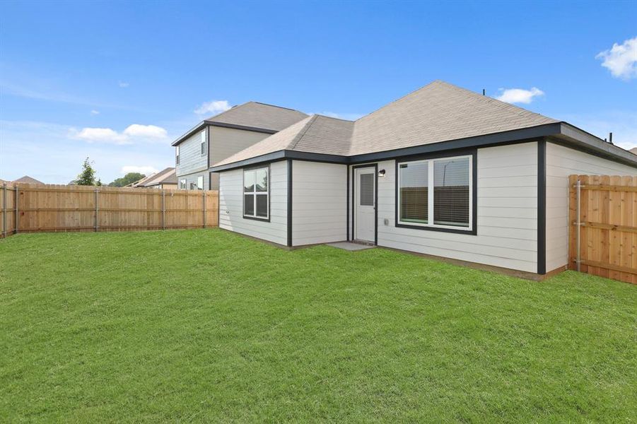 Front exterior of a new home in Sycamore Landing, Fort Worth, TX, highlighting curb appeal (Image 1).