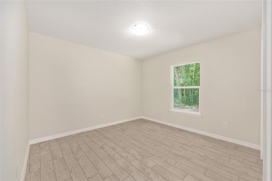 Spacious, unfurnished interior of a new home in , Ocala (Image 34).