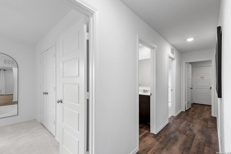 Spacious, unfurnished interior of a new home in Vista Real, Converse (Image 18). Spacious, unfurnished interior of a new home in Vista Real, Converse (Image 18).