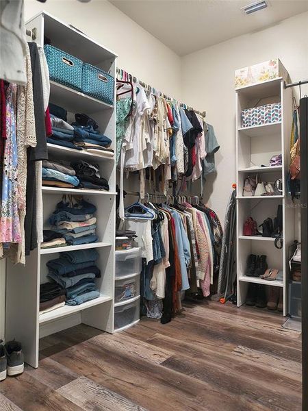 Image 26 of a home in .