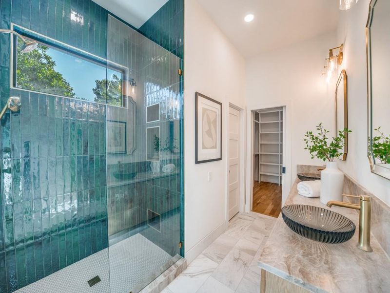 Furnished interior view inside a new home in , Dallas (Image 5).