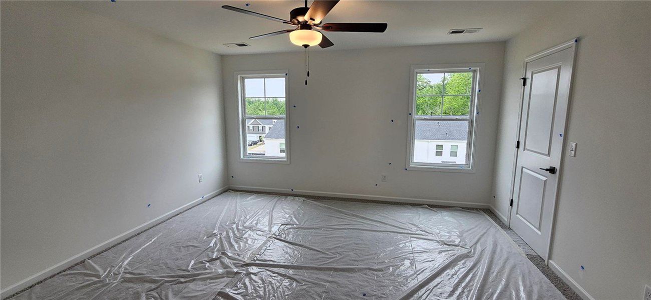 This bright and airy room offers a comfortable spa