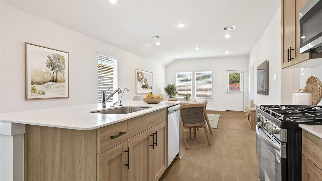 Furnished interior view inside a new home in Holly Ridge, Rosenberg (Image 10).