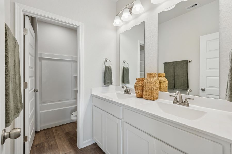 The Princeton II- Hall Bath Upstairs with Dual Vanities The Princeton II- Hall Bath Upstairs with Dual Vanities