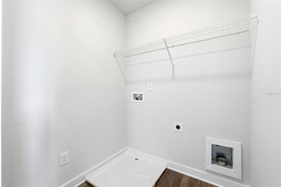 Spacious, unfurnished interior of a new home in Fern Dale, Fairburn (Image 29).