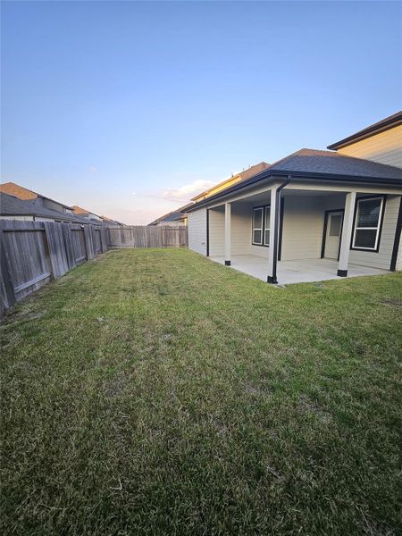 Exterior details and patio area of a home in Briarwood Crossing, Rosenberg (Image 3). Exterior details and patio area of a home in Briarwood Crossing, Rosenberg (Image 3).