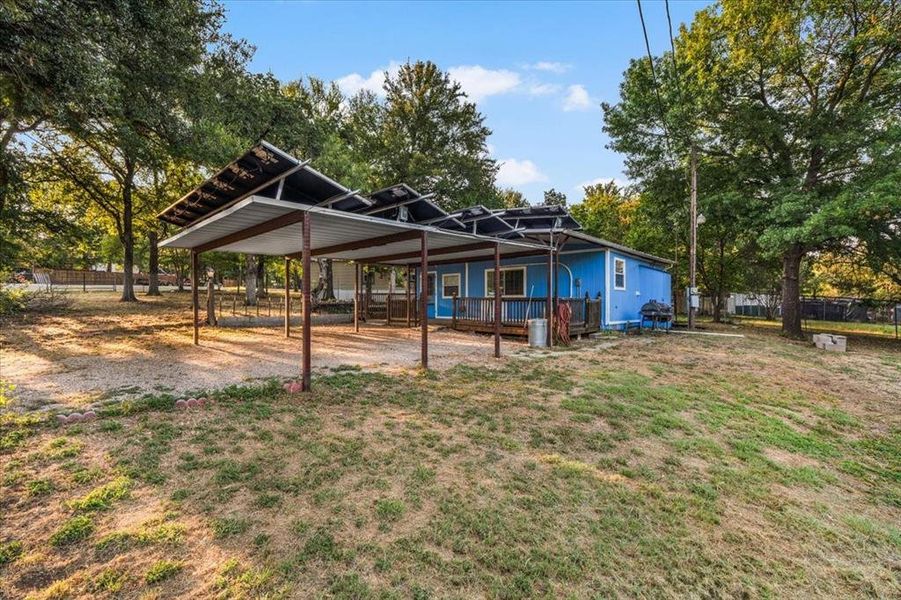 Front exterior of a new home in , Granbury, TX, highlighting curb appeal (Image 19). Front exterior of a new home in , Granbury, TX, highlighting curb appeal (Image 19).