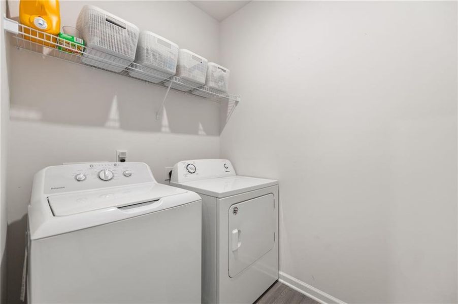 Furnished interior view inside a new home in , Jasper (Image 13).