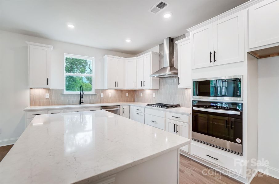 QUARTZ countertops