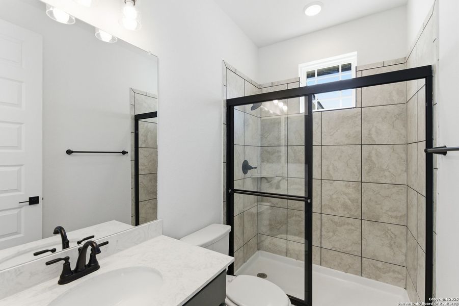 Furnished interior view inside a new home in Mesa Western, Cibolo (Image 8).