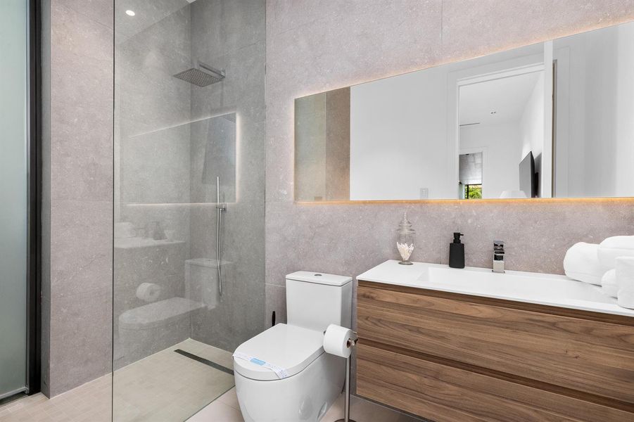 Guest Bath 7 Guest Bath 7