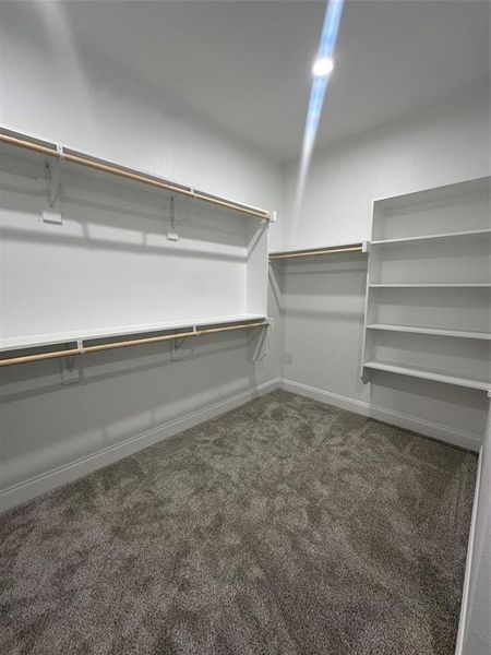 Spacious, unfurnished interior of a new home in , Dallas (Image 22).