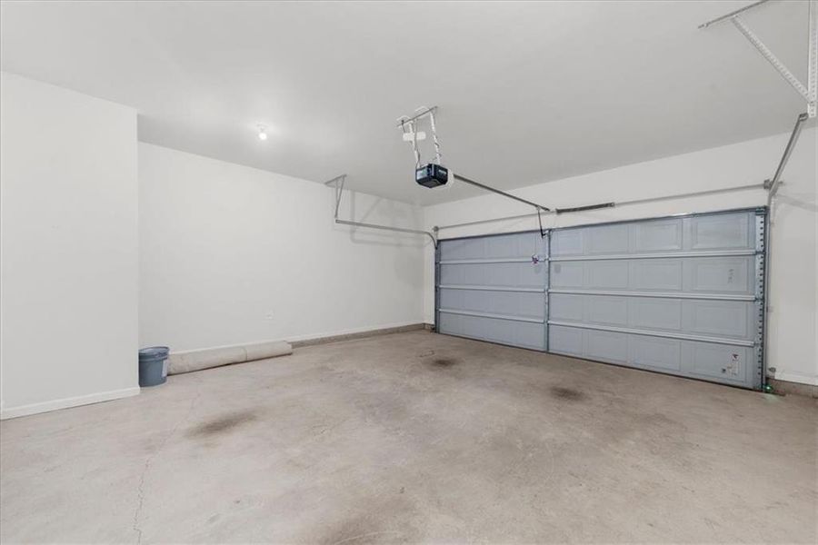 Spacious, unfurnished interior of a new home in , Ball Ground (Image 33).
