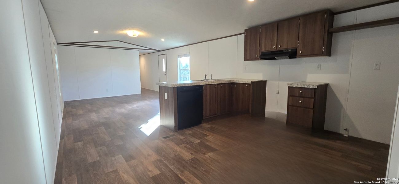Spacious, unfurnished interior of a new home in , Bandera (Image 6). Spacious, unfurnished interior of a new home in , Bandera (Image 6).