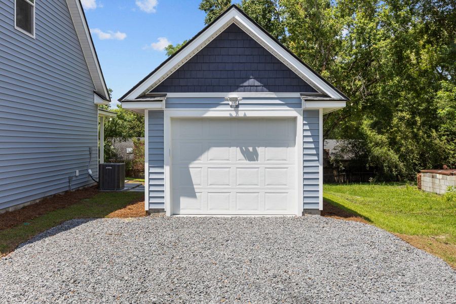 Exterior details and patio area of a home in , Summerville (Image 3).
