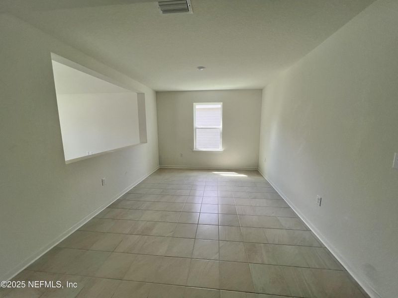 Spacious, unfurnished interior of a new home in , Jacksonville (Image 13).