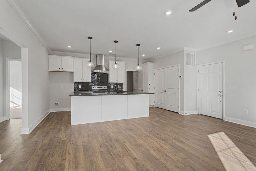 Carothers Farms Town Center Homes (Condos) Kitchen and Great Room