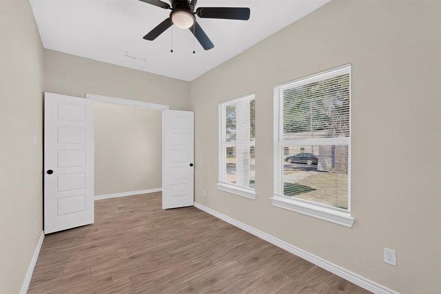 Spacious, unfurnished interior of a new home in , Gainesville (Image 29).