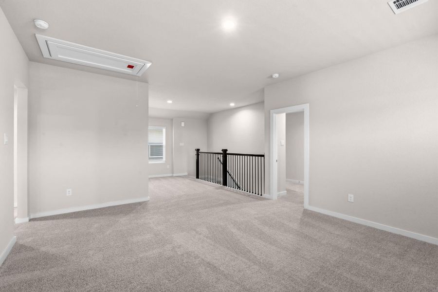 Spacious, unfurnished interior of a new home in Cypresswood Landing, Humble (Image 26).