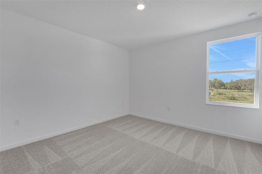 Spacious, unfurnished interior of a new home in Willowbrook North, Winter Haven (Image 31).