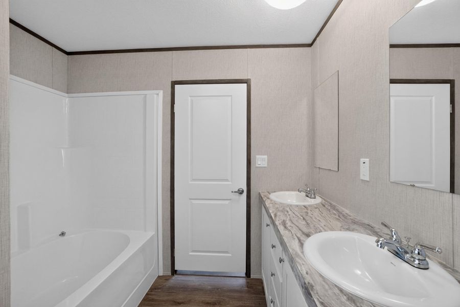Furnished interior view inside a new home in , Lockhart (Image 13).