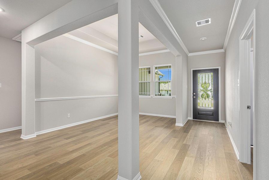 Spacious, unfurnished interior of a new home in , Conroe (Image 13).