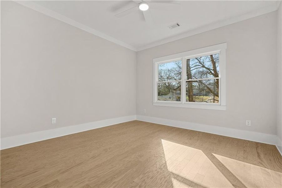 Spacious, unfurnished interior of a new home in , Scottdale (Image 27).