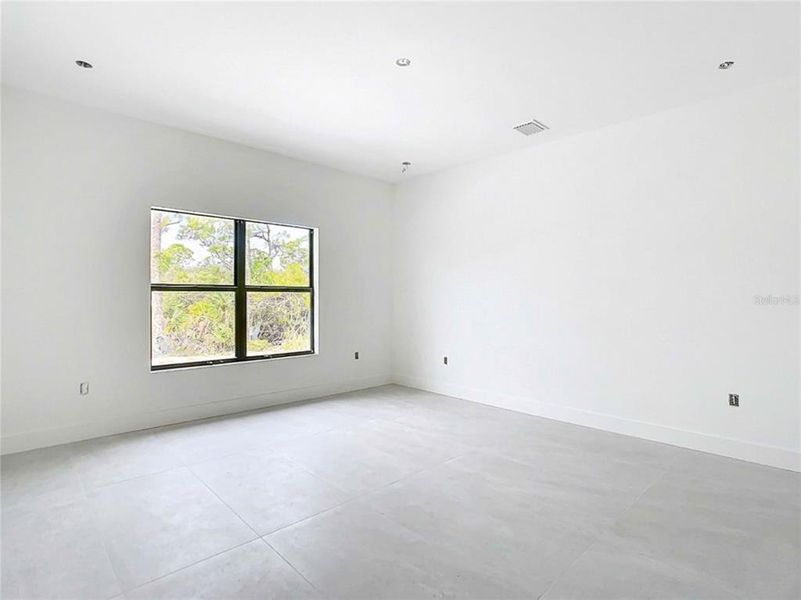 Spacious, unfurnished interior of a new home in , Port Charlotte (Image 25). Spacious, unfurnished interior of a new home in , Port Charlotte (Image 25).