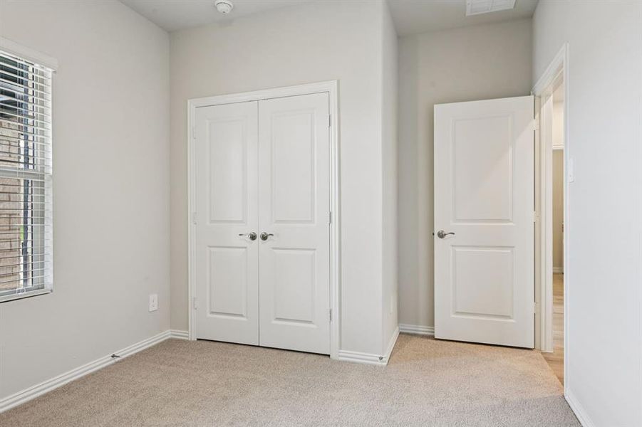 Spacious, unfurnished interior of a new home in Parks at Foster Crossing - Signature Series, Anna (Image 38).