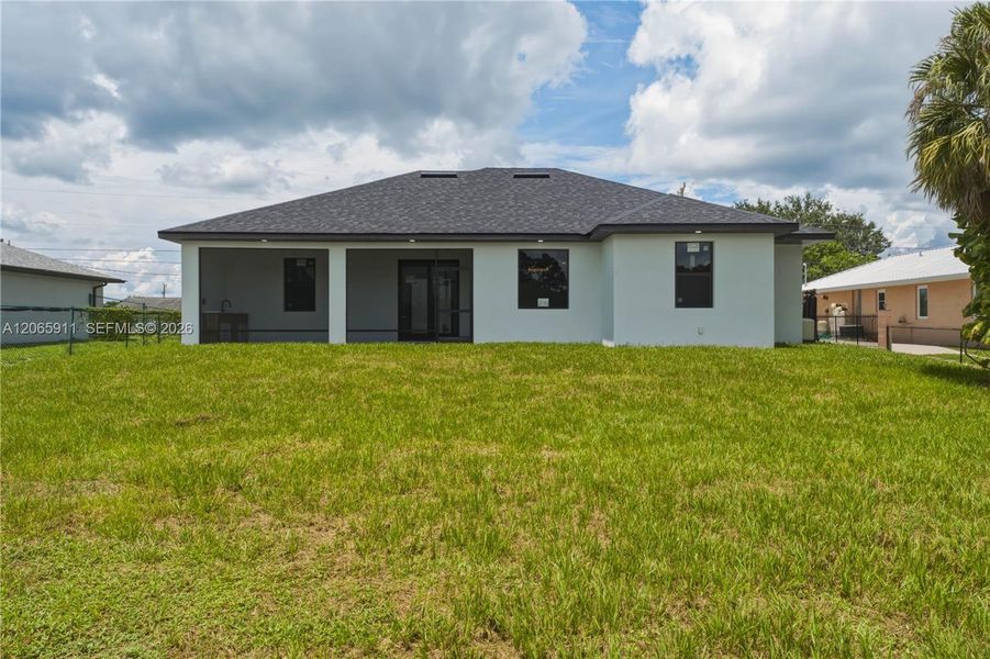 Exterior details and patio area of a home in , Lehigh Acres (Image 17).