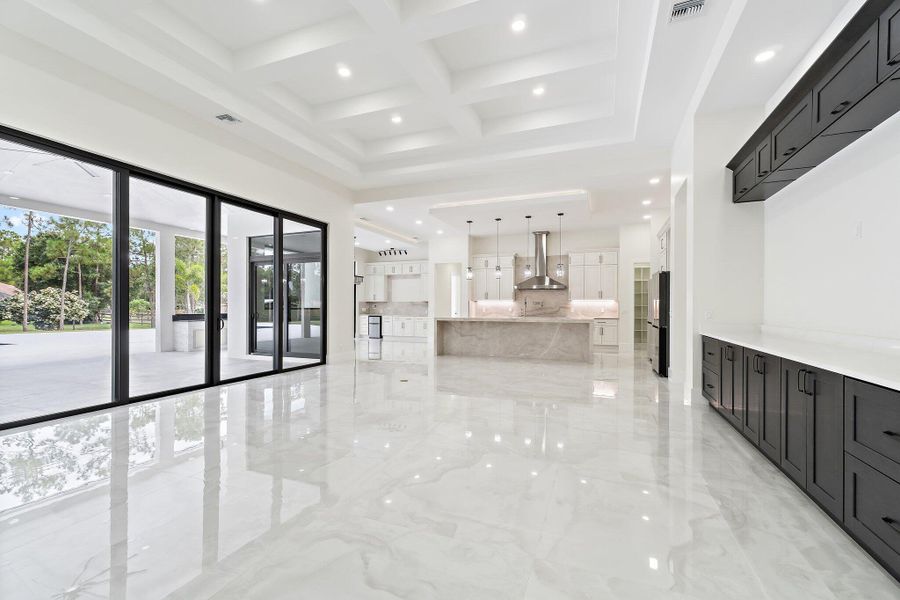 Image 101 of a home in .