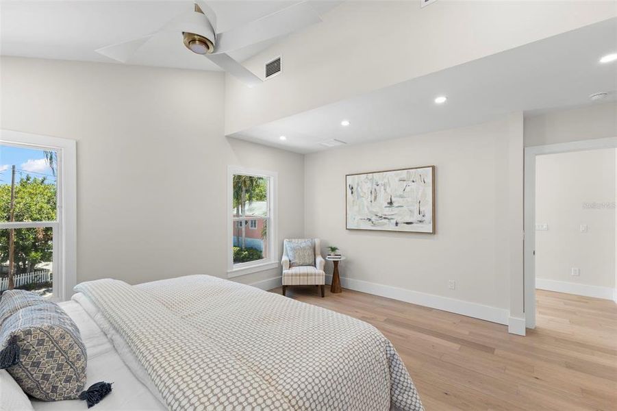 Furnished interior view inside a new home in , St. Petersburg (Image 43).