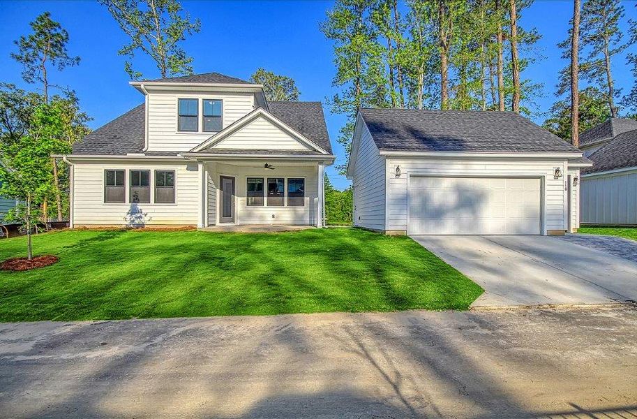 Representative exterior photo of a completed home built from the Harper by Hunter Quinn Homes in Horry County Homes, Myrtle Beach, SC (Image 12).