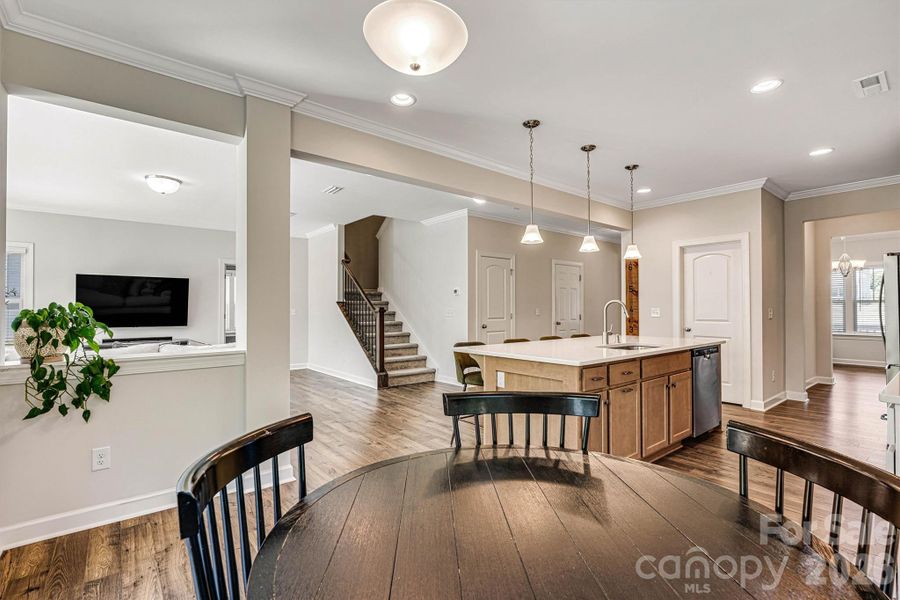 Furnished interior view inside a new home in , Midland (Image 7).